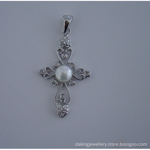 Sterling Silver Cross (DKPCM06)